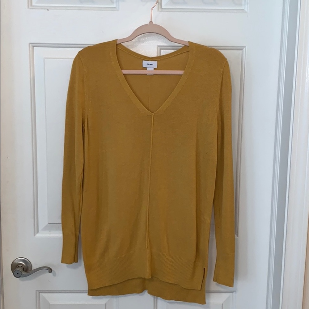 Old Navy Sweater